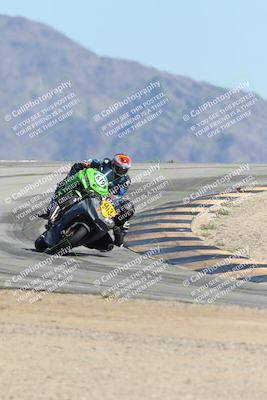 media/Oct-05-2025-CVMA (Sun) [[beeef4f201]]/Race 11-500-400(4)-350 Supersport/